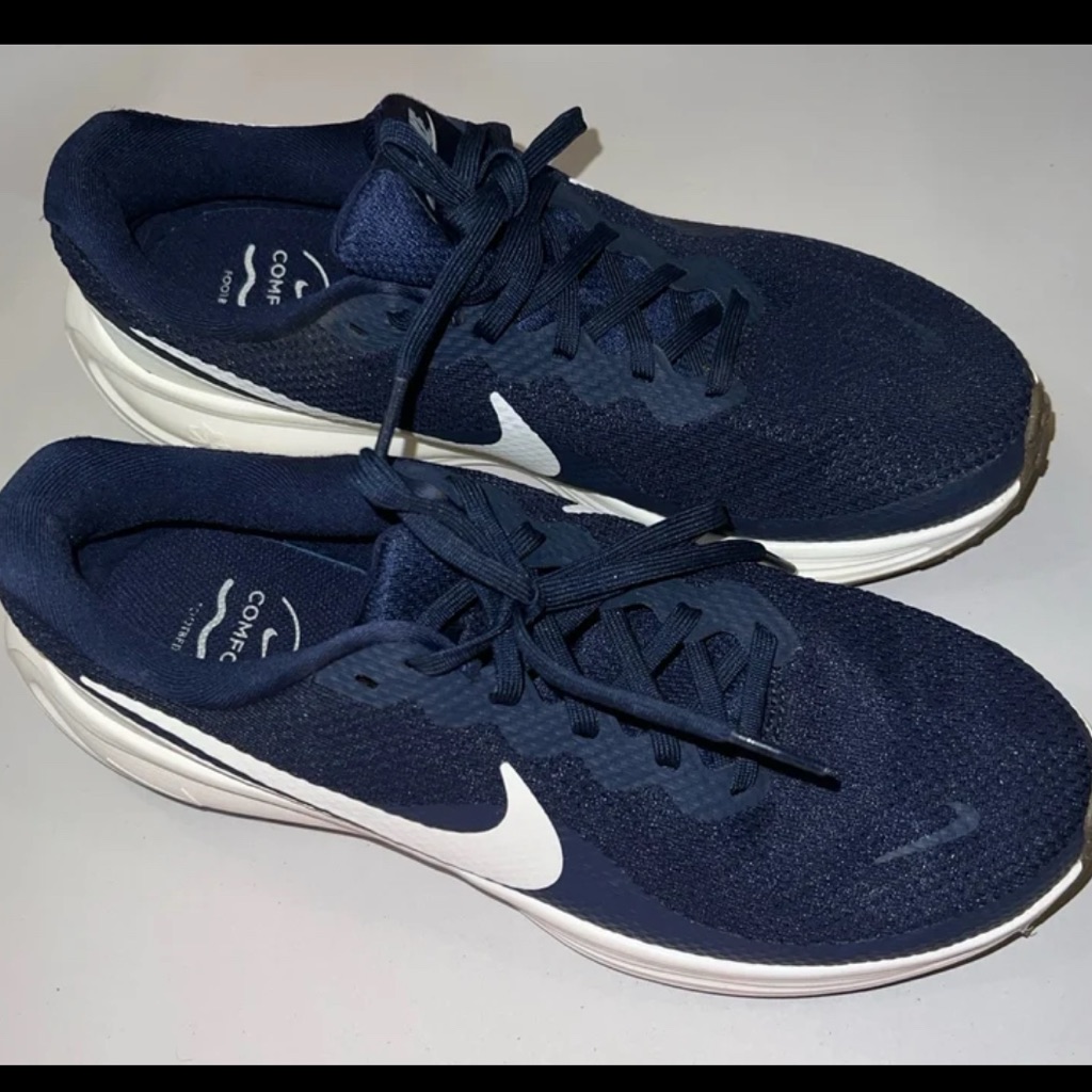 Nike Revolution 8 Running Sneakers